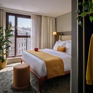 Pentahotel Hotel