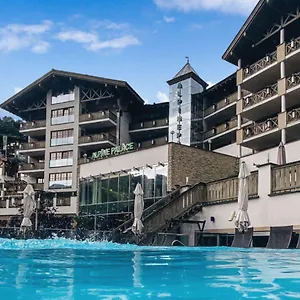 https://haus-wolf-im-alpine-palace-new-balance.saalbachhinterglemmhotels.com