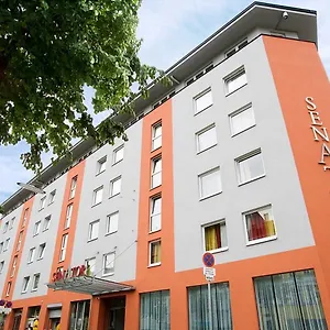 Hotel Senator, Vídeň